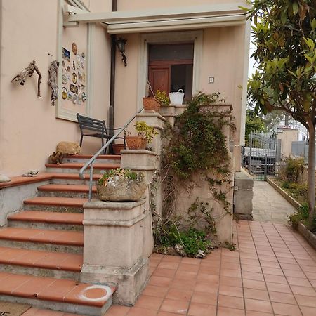 Sottosanta Hotel Numana Exterior photo
